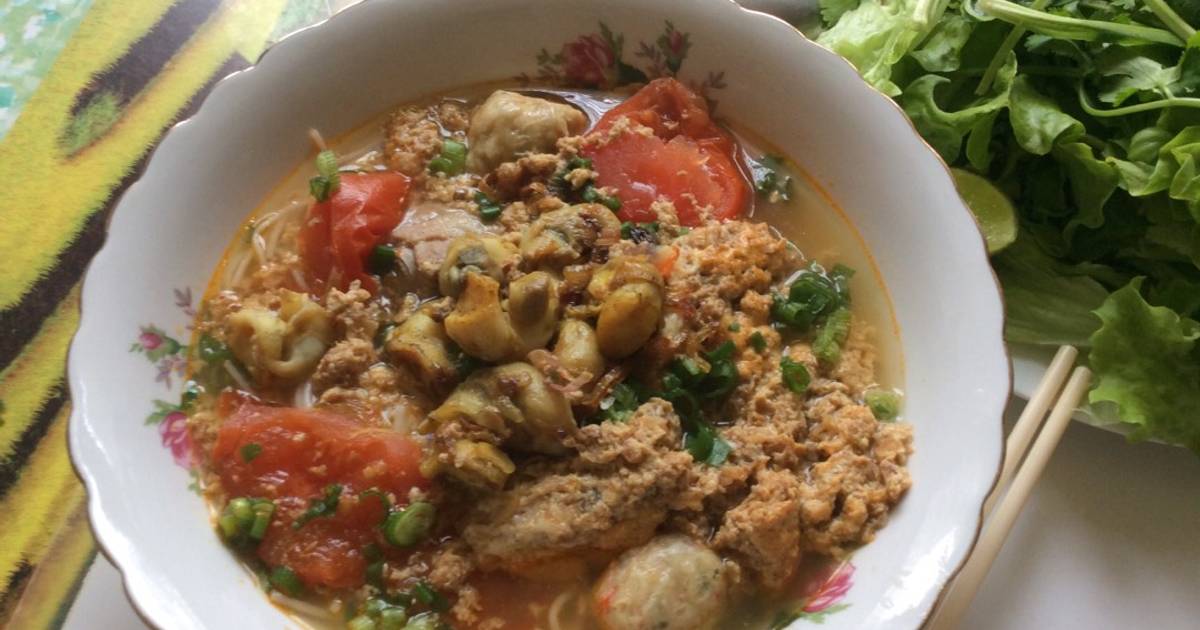 Bún riêu ốc
