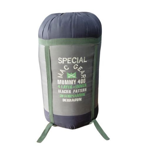 SLEEPING BAG WITH INNER OUTER