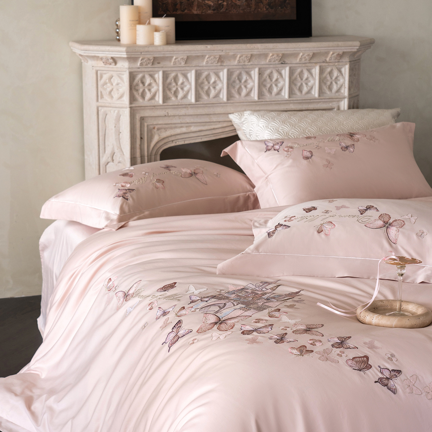 Long-staple cotton bedding set with embroidery