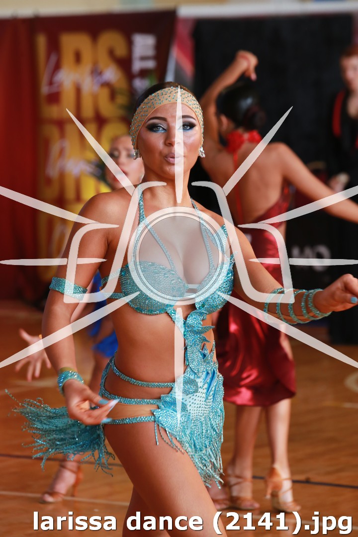 larissa dance (2141).jpg