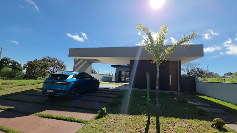 Casa à venda próximo às praias do setor marina no Riviera de Santa Cristina XIII
