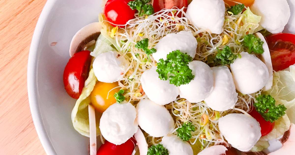 💚 Salad Mầm Cỏ Linh Lăng & Phô Mai Mozzarella Tươi Mini