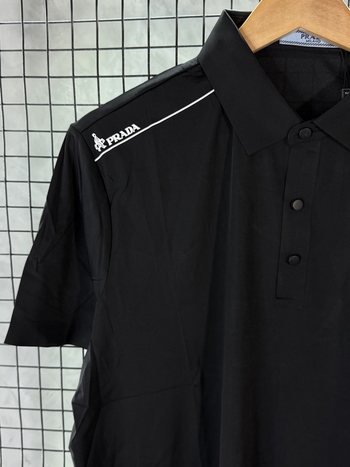 Camisa_Prada_Preta2 - Imagem 3