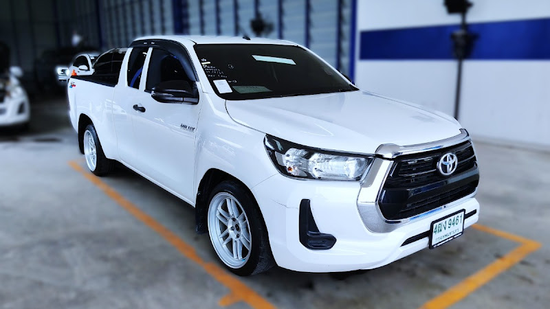 TOYOTA HILUX REVO