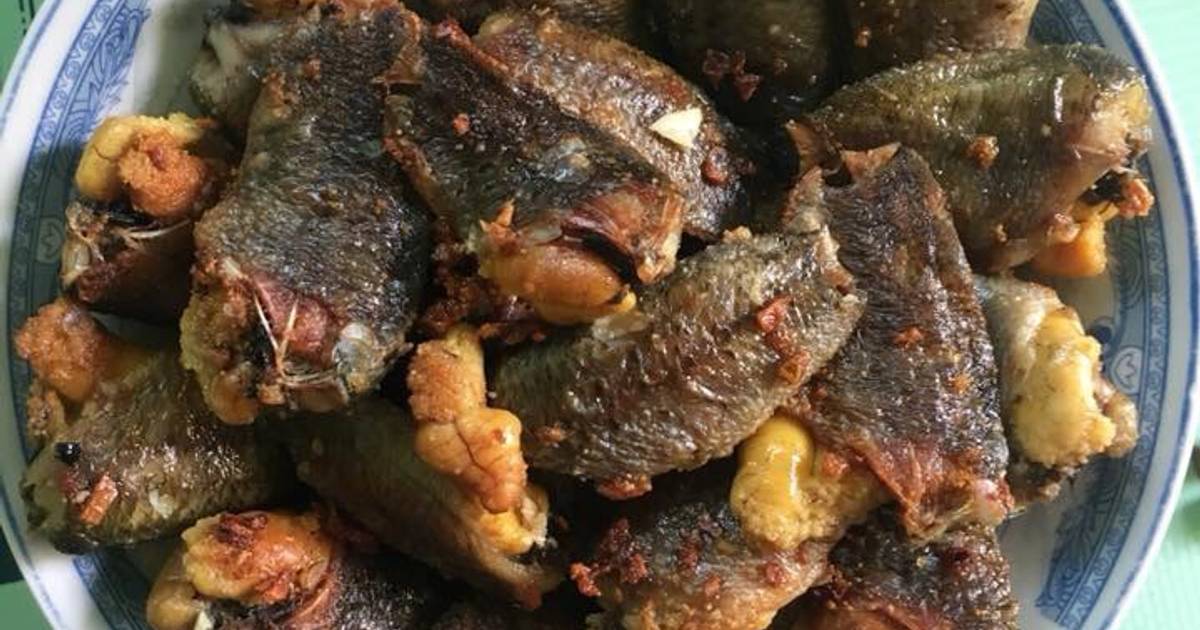 Cá rô muối chiên