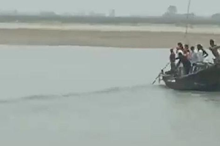 Đang đứng trên bờ, người đàn ông bị thứ đáng sợ kéo xuống sông - Tạp chí Người Đưa Tin