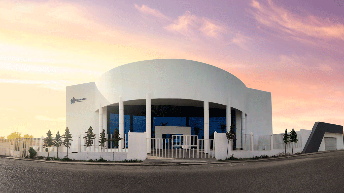 Neumann apuesta por carreras tecnológicas de 2 años para una rápida inserción laboral