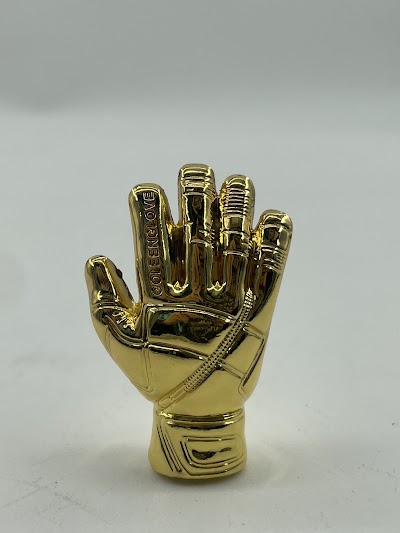 Guante de Oro keychain.jpg