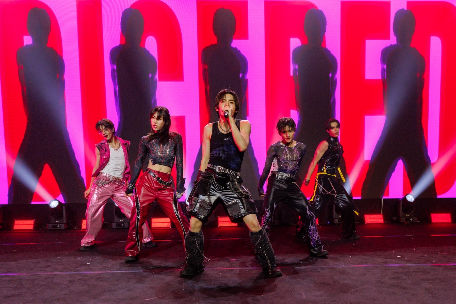 “เลยดูดี” จับมือ “SONRAY MUSIC” พา “DICE” บุกเวียดนาม ปักหมุดแรกเอเชียทัวร์!  ฟีดแบกสุดปัง Sold Out ใน 3 ชั่วโมง ภาพที่ 9