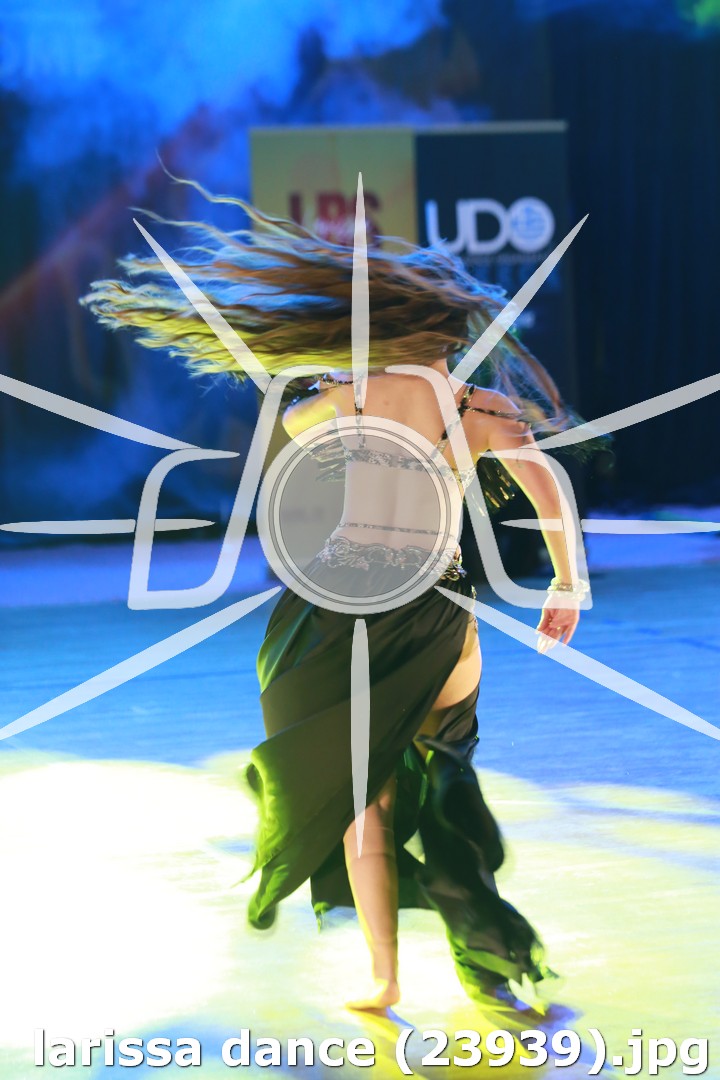 larissa dance (23939).jpg