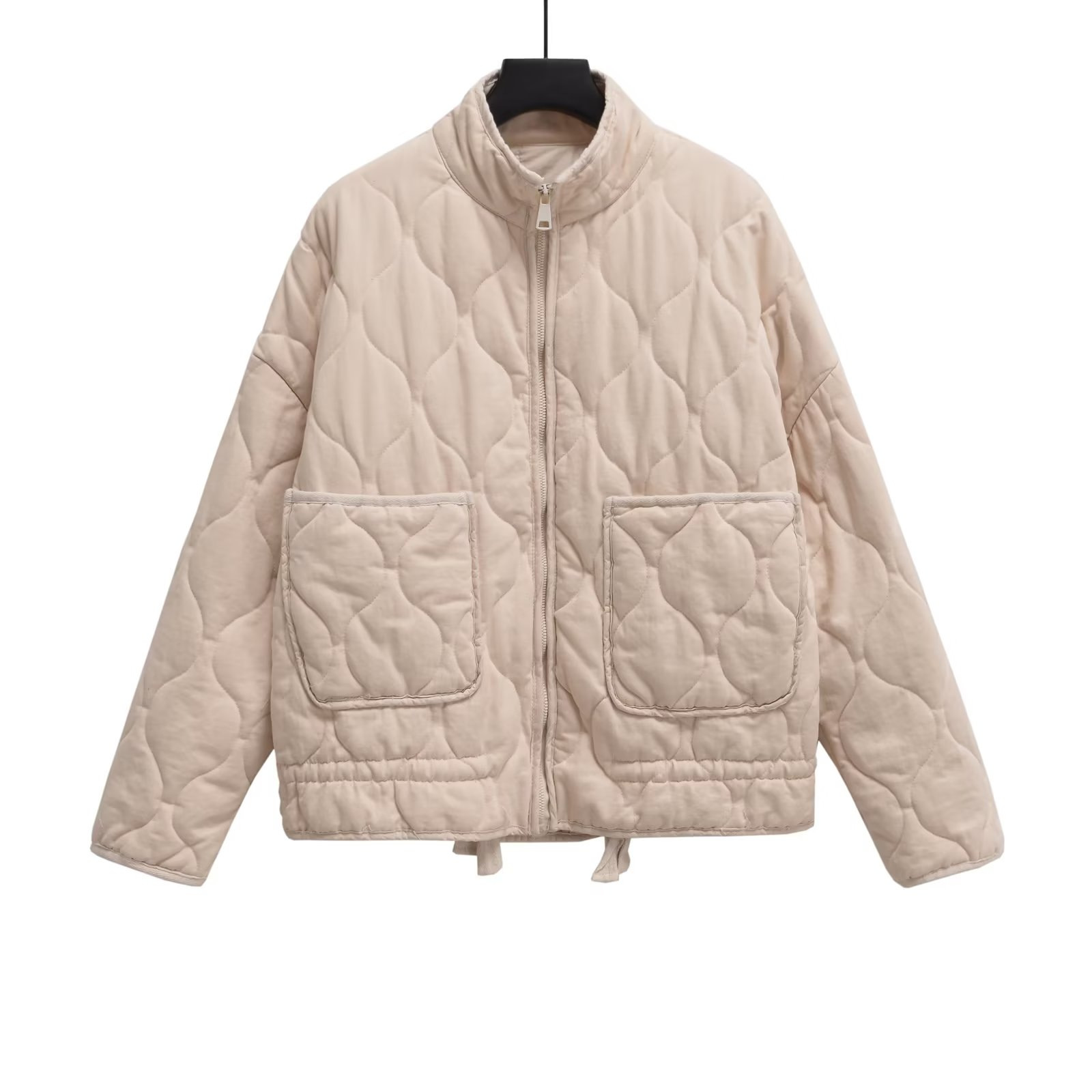Damen-Steppjacke mit Stehkragen und Bindegürtel