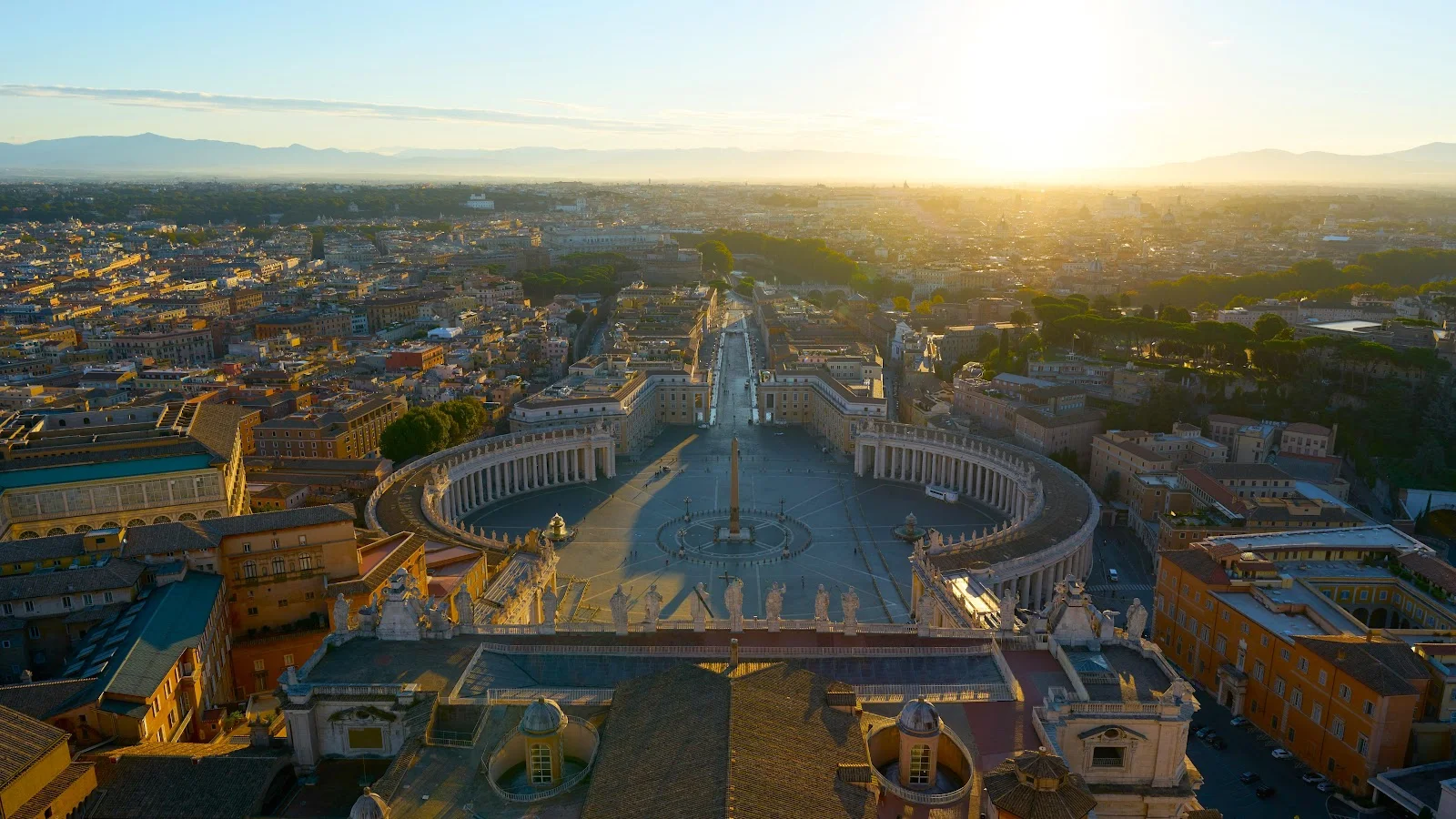 Sunrise Over St. Peter's Square - Aerial Photography 5K Wallpaper (5120x2880)