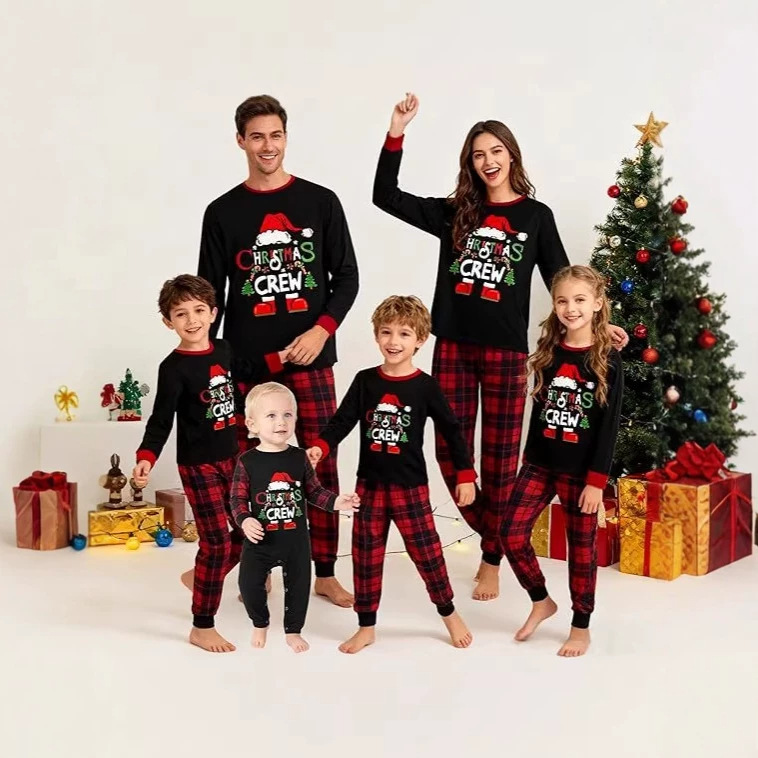 Christmas family pajama set in plaid pattern
