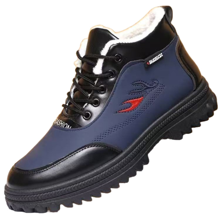 Insulated men's winter boots with non-slip soles