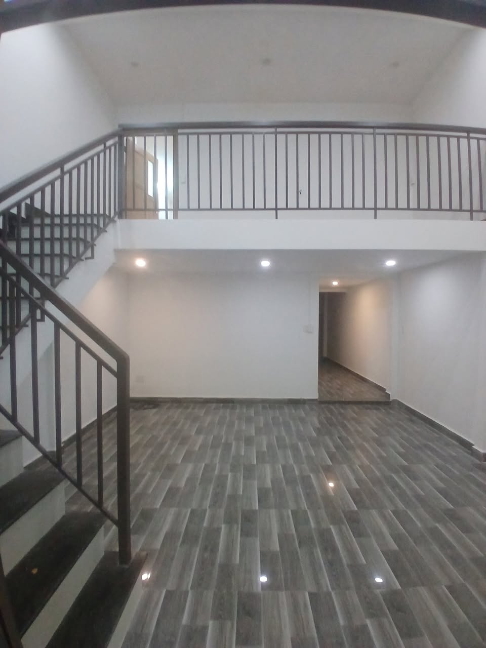 👉Cho thuê nhà mặt tiền đường Phước trường 2