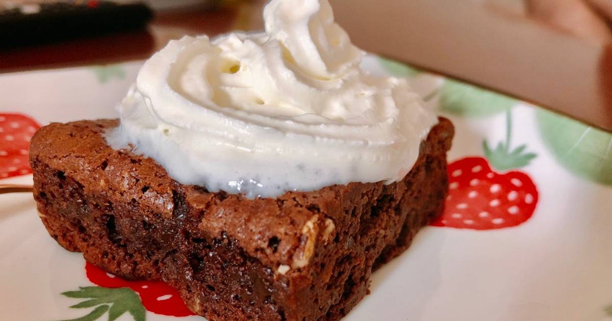 Brownie và sốt kem 🍦