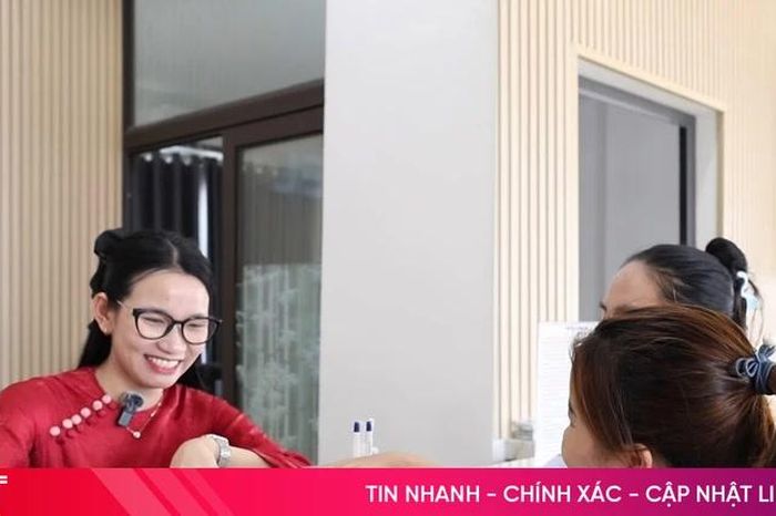 'Nụ cười giữ chân du khách' - chìa khóa mềm của du lịch Hà Tĩnh - Báo Hà Tĩnh