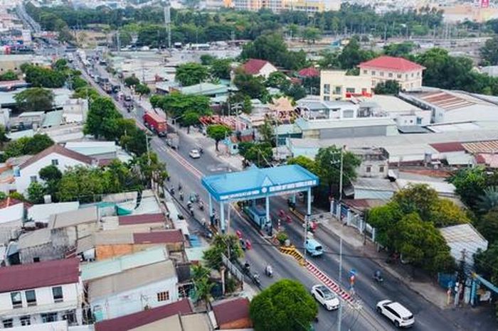 Hình ảnh 2 trạm thu phí mà TPHCM nghiên cứu mua lại để giảm ùn tắc - Báo Người Lao Động