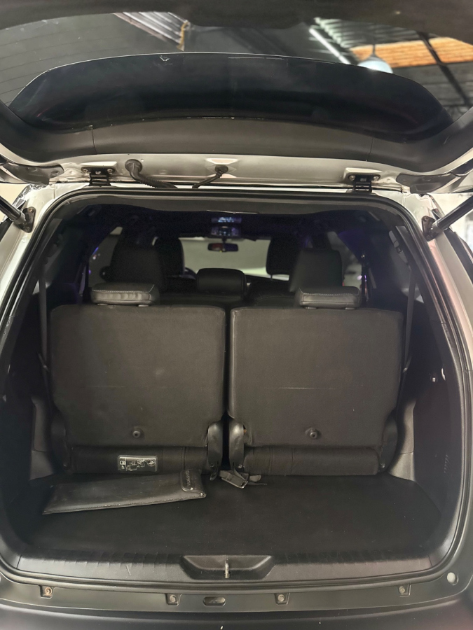 Toyota Hilux SW4 2.8 SRX