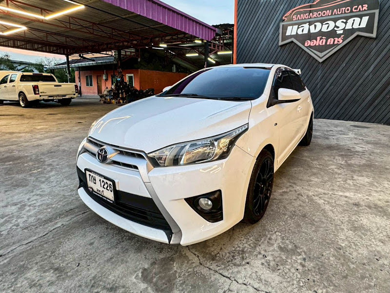 TOYOTA YARIS ECO