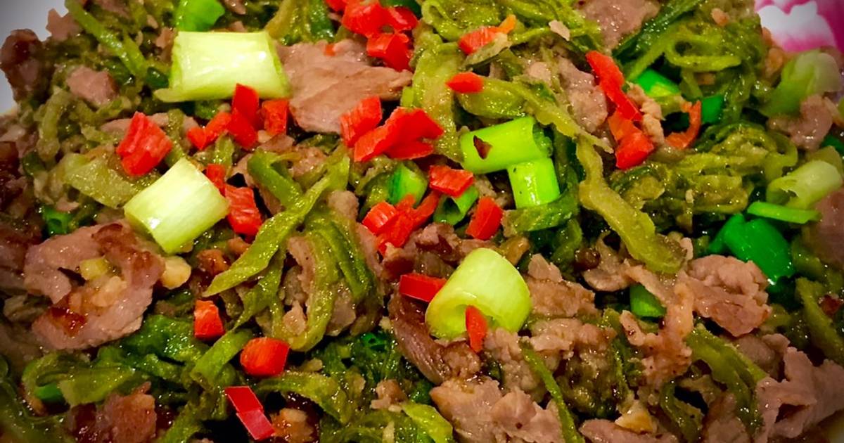 Thịt bò xào lá húng chanh