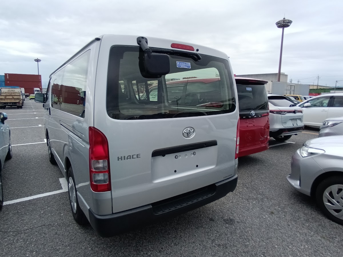 Toyota Hiace