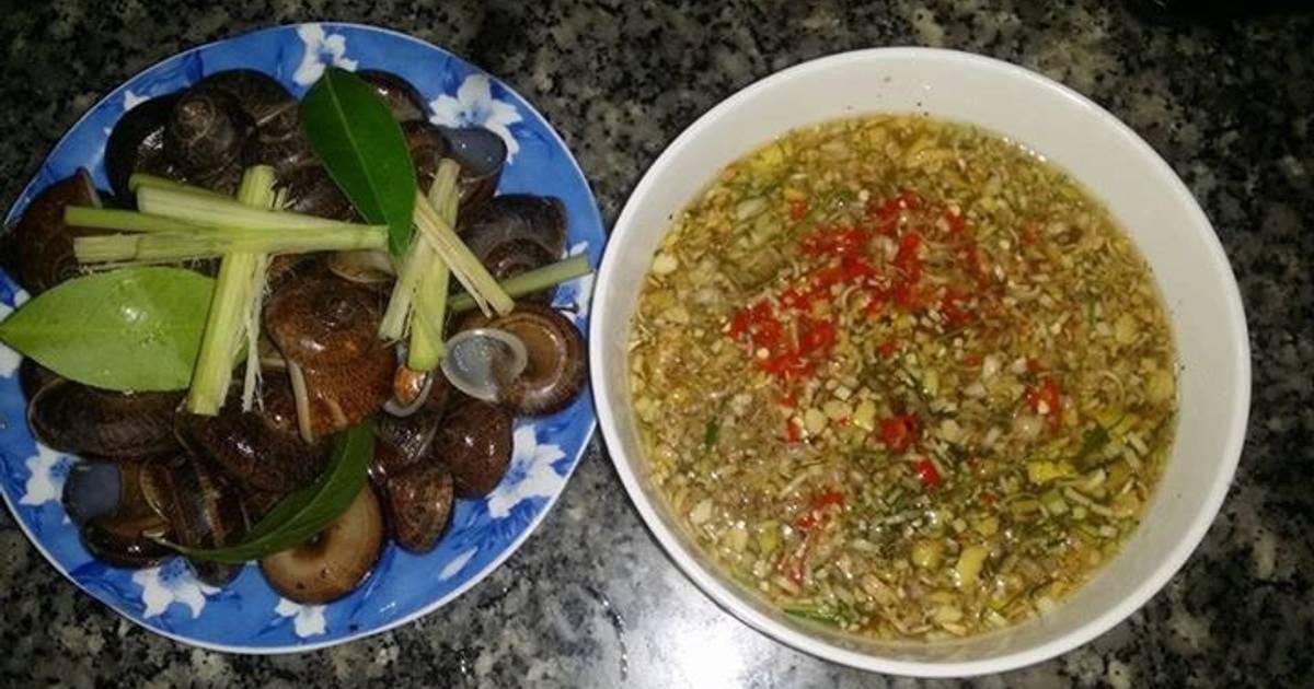 Ốc hấp gừng sả