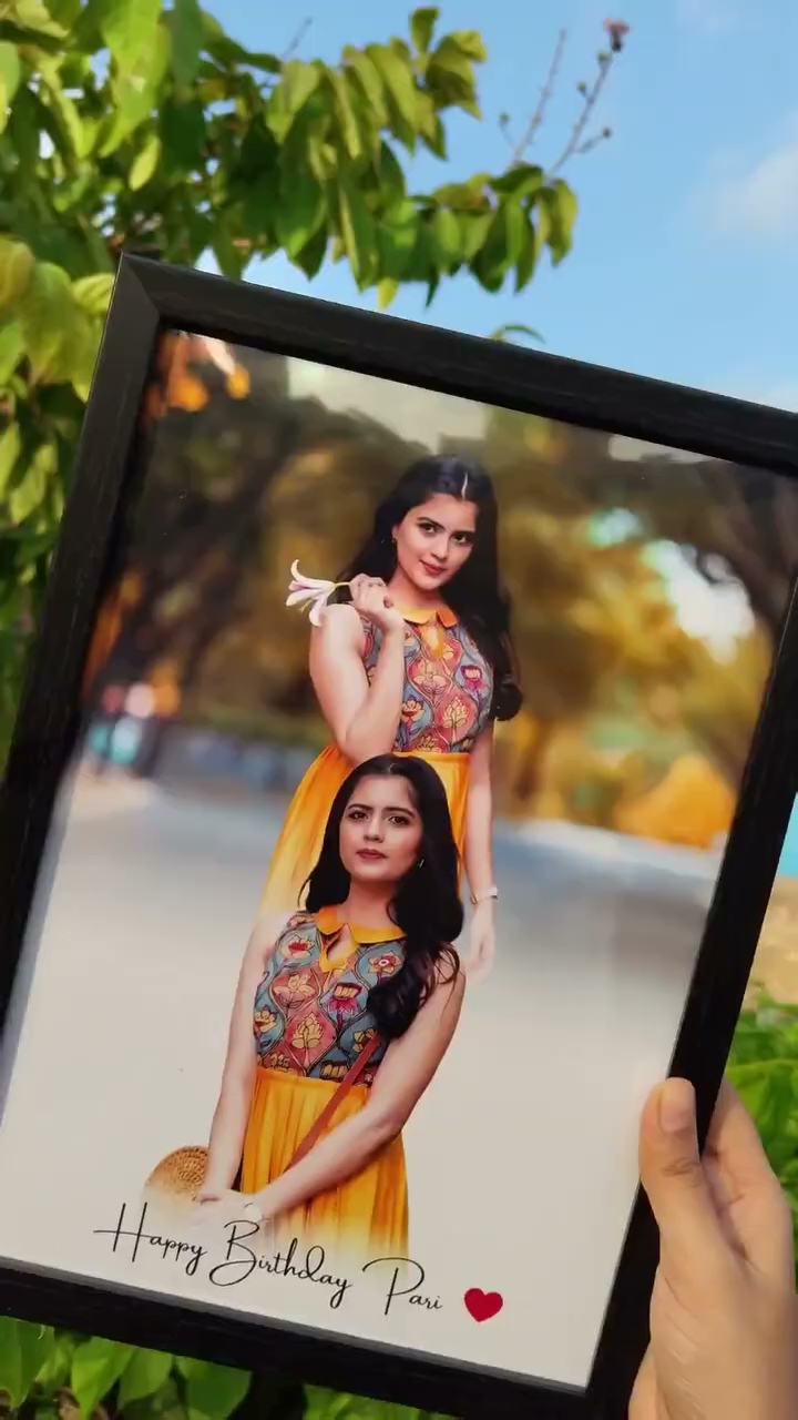 Designer Couple Frame #8