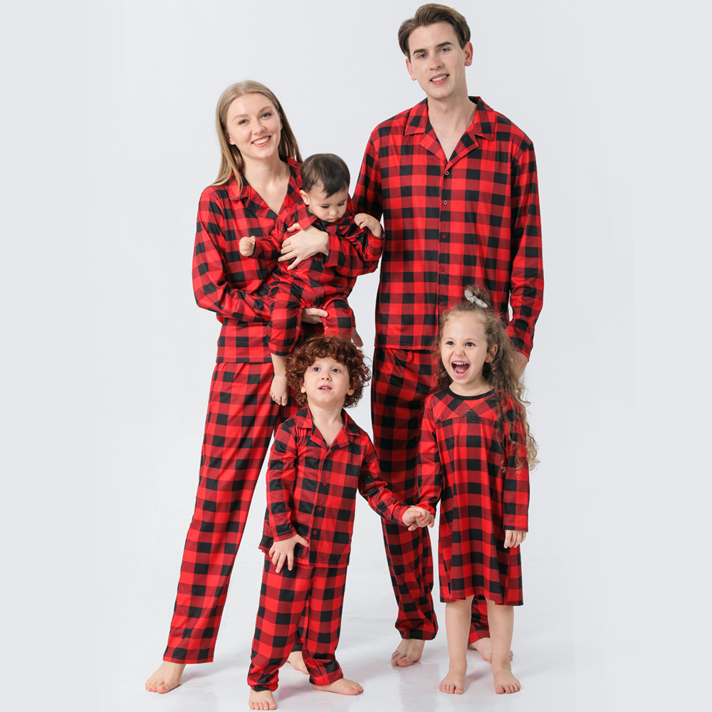 Weihnachts-Familien-Schlafanzug-Set mit Druckmotiven
