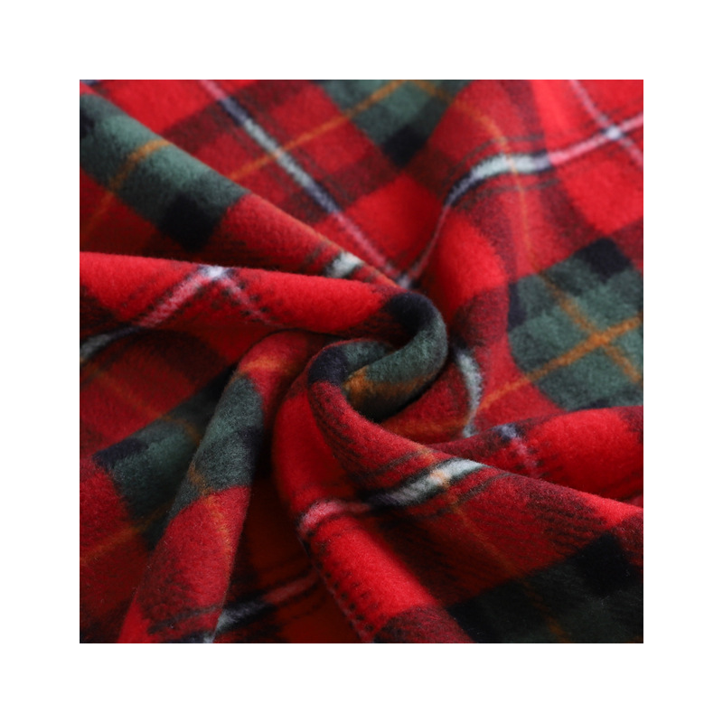 Kuscheldecke mit Karomuster, Polyester