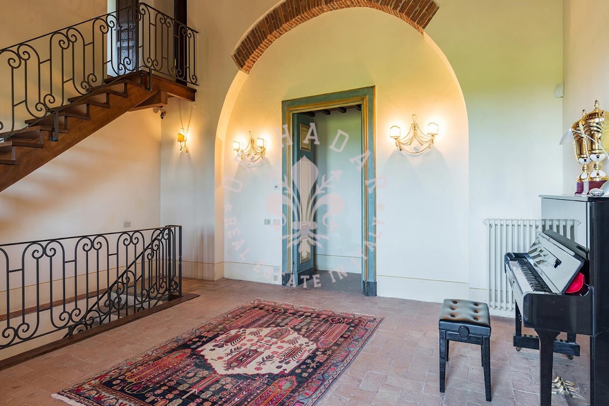 ווילה לה טורה (VILLA LA TORRE) — 27