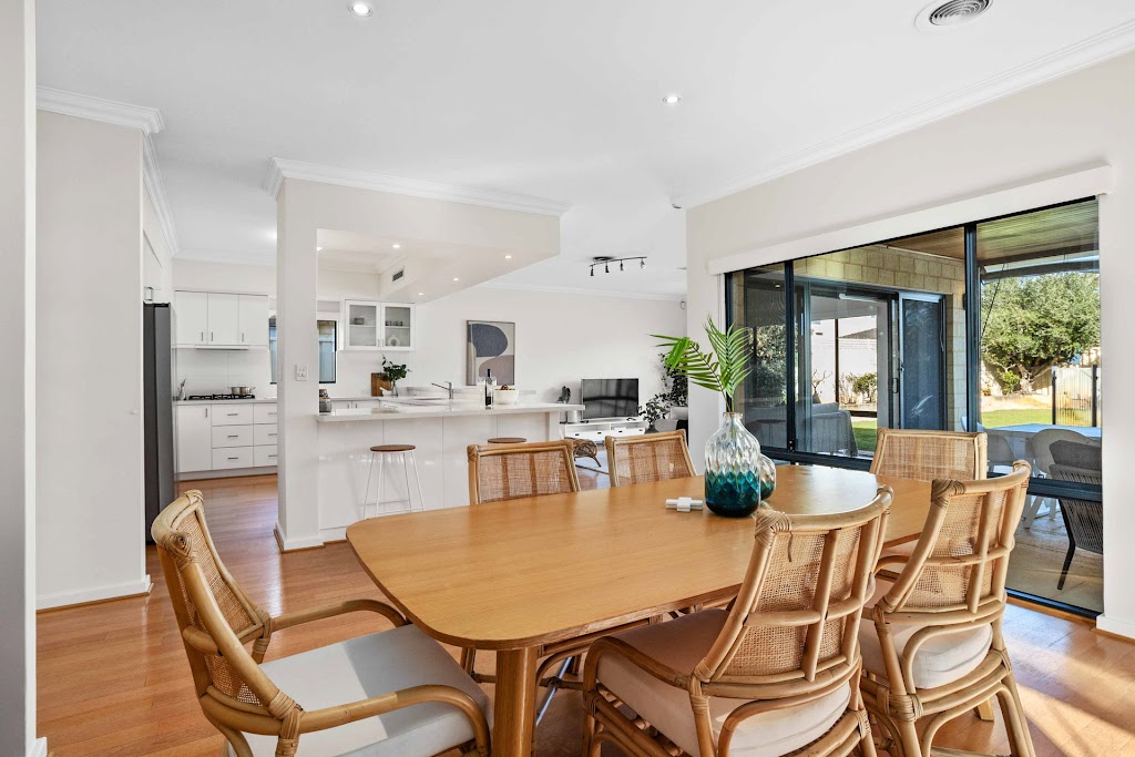15 Griffin Crescent, Manning - Thumbnail 5