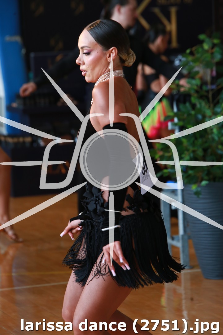 larissa dance (2751).jpg
