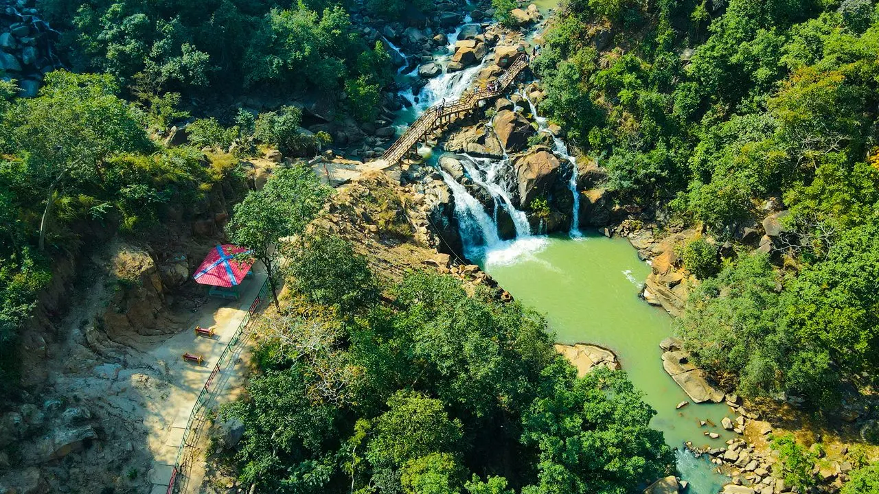 Lodh Falls