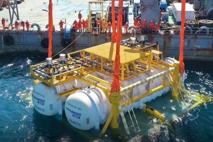 Trung Quốc nhấn chìm siêu máy chủ AI xuống biển sâu - Báo Tri thức &amp; Cuộc sống