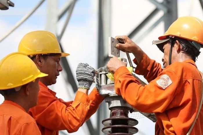 Hóa đơn tiền điện tăng mạnh - Đài Phát thanh và truyền hình Hà Nội