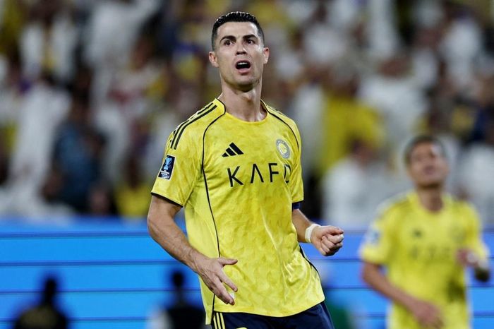 Messi hơn Ronaldo ở khoảnh khắc đau nhất - Tạp chí Tri thức