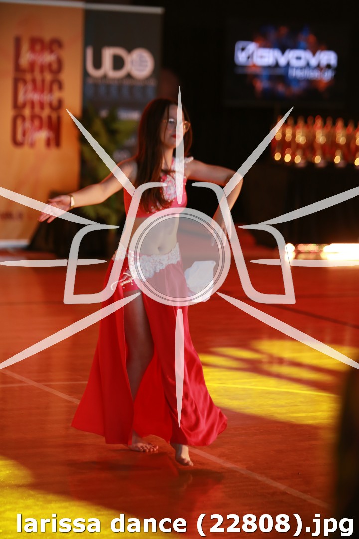 larissa dance (22808).jpg