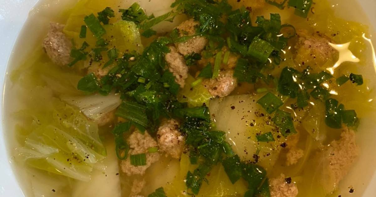 Canh bắp cải thảo nấu giò sống