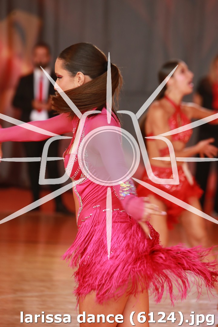 larissa dance (6124).jpg