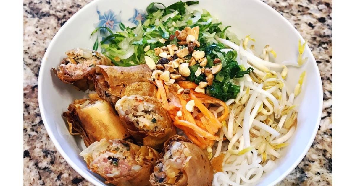 Bún chả giò 🌯