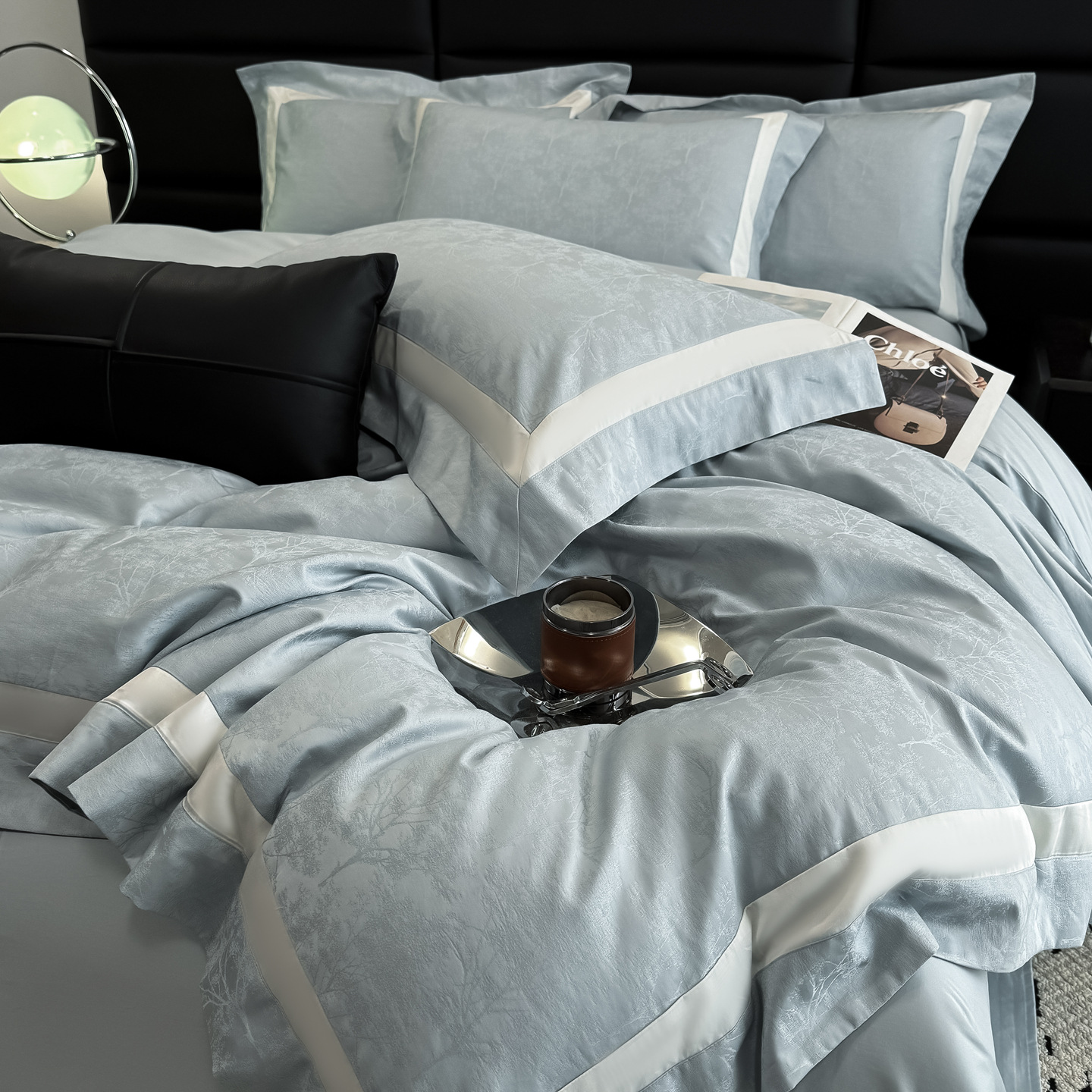 4-piece bedding set, 120 thread count cotton, jacquard weaving