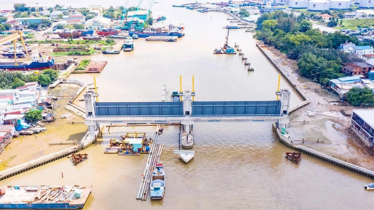 Bất động sản 26/6: Hoàn thành 'lá chắn' chống ngập cho 6,5 triệu dân TP.HCM trong năm 2026 - Báo Xây Dựng