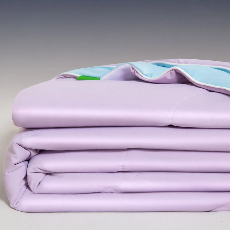 Summer blanket made of polyester, washable