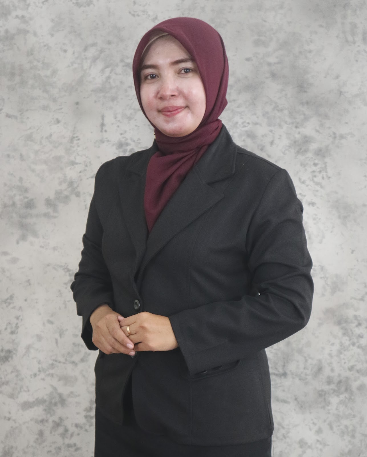 Dwi Tri Marhaini, S.Pd.