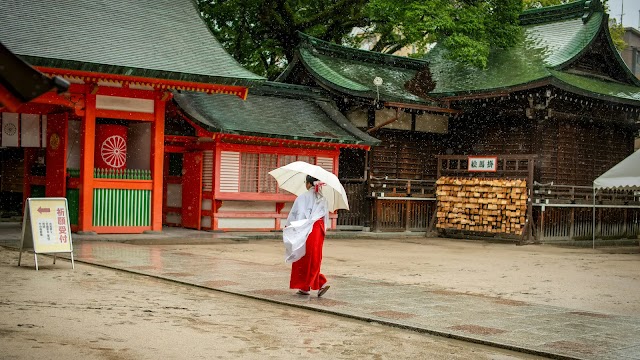 How Does a Foreign Parent Claim Reduced Withholding Tax Under a Japan Tax Treaty in 2026?