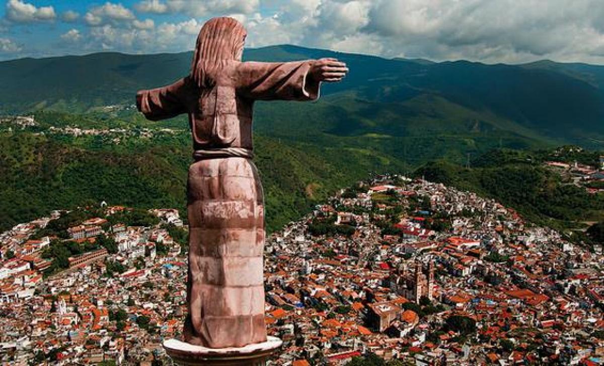 Taxco y Pozas de Agua Azul