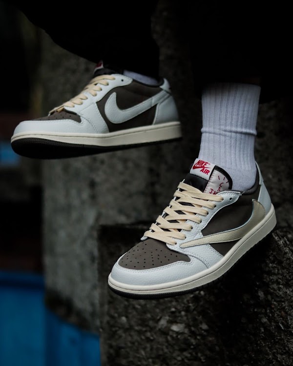 Jordan 1 Low Travis Scott Reverse Mocha