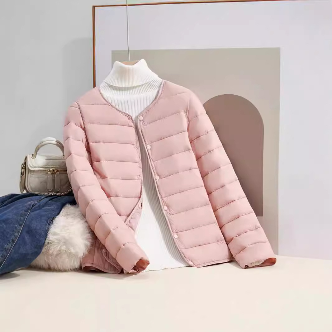 Lightweight padded women's quilted jacket