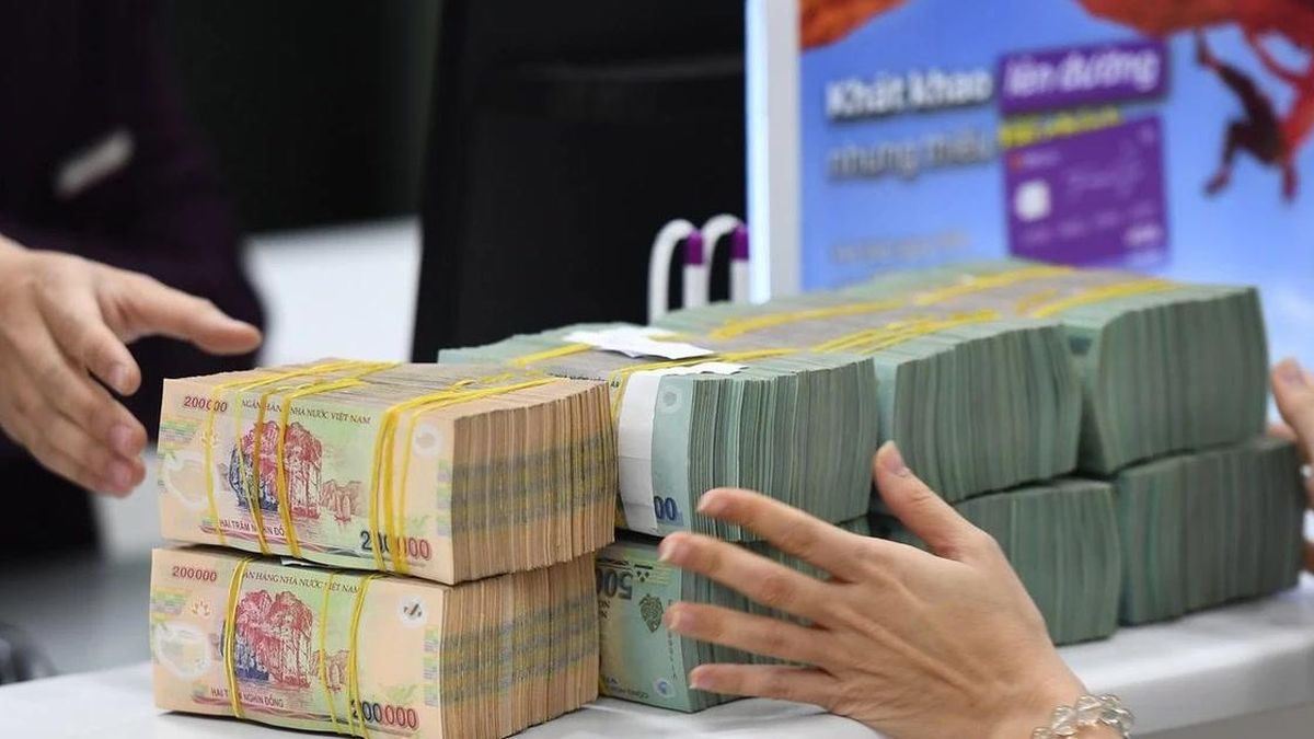 [SPOTLIGHT] Ngân hàng quốc doanh tăng lãi suất huy động lần thứ hai trong tháng - Báo Tri thức &amp; Cuộc sống